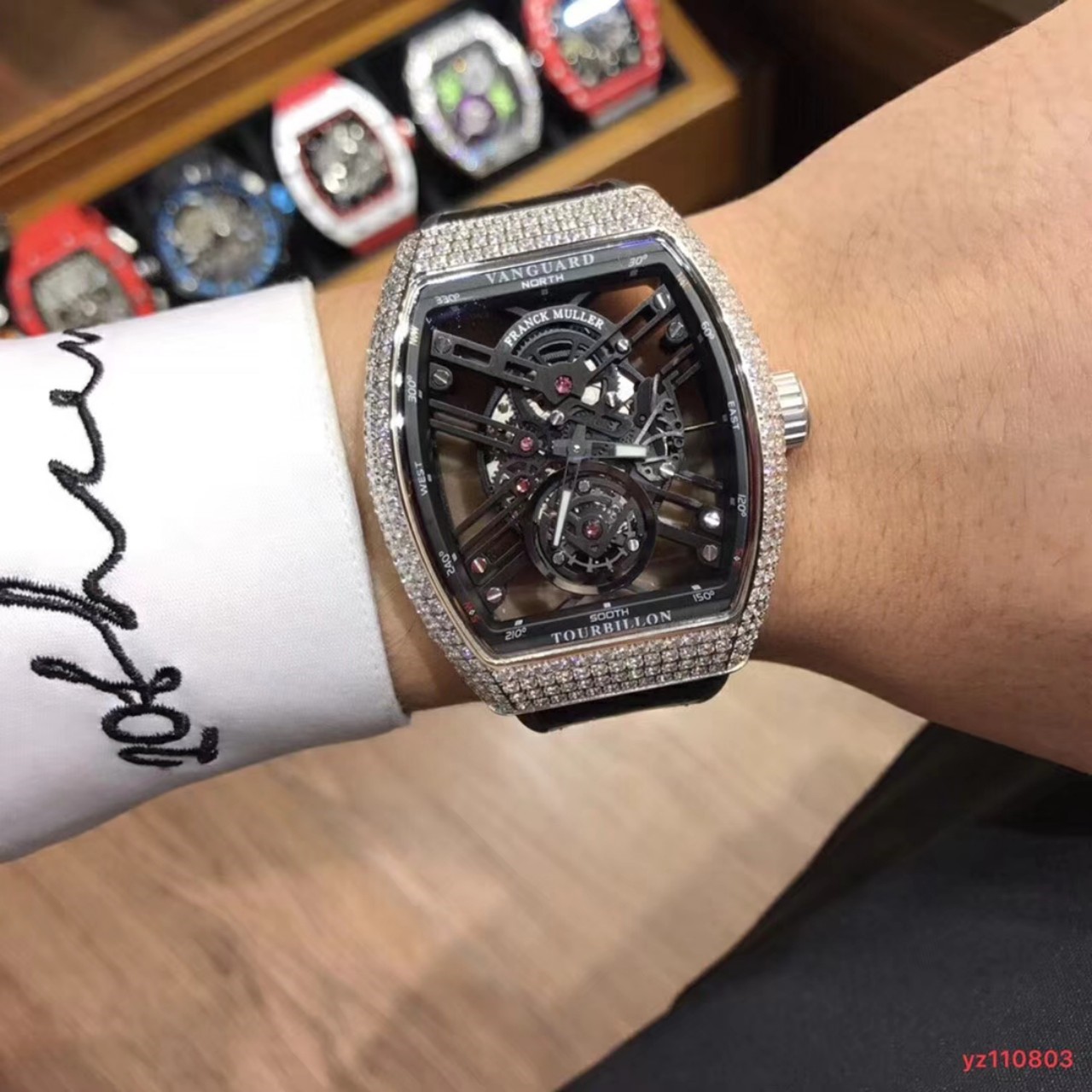 Điều gì khiến đồng hồ Franck Muller fake được săn đón nhiệt tình?