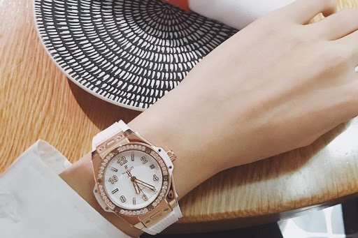 Mách bạn mẹo mua đồng hồ Hublot like auth cực chất lượng