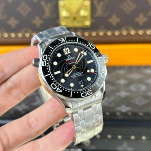 Đồng hồ  Omega Seamaster Diver 300M James Bond 007 fake