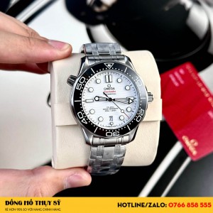 Đồng hồ  Omega Seamaster Diver 300M white dial fake 11