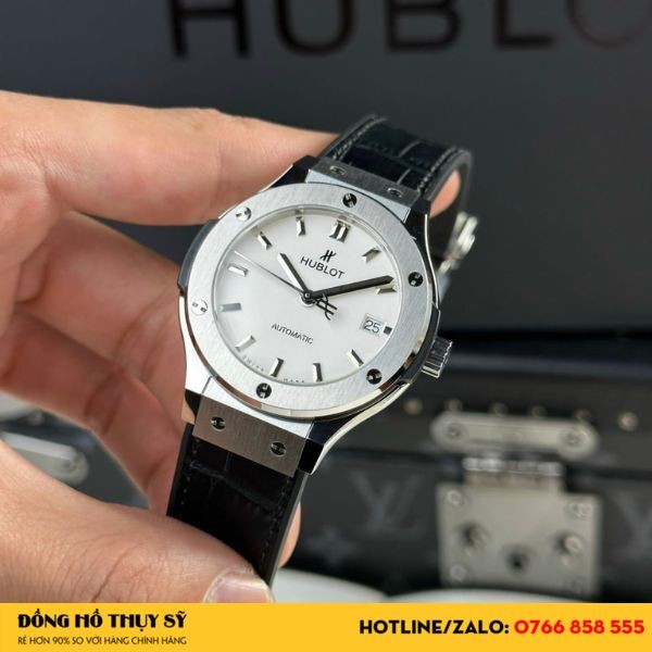 Đồng hồ  Hublot Classic Fusion 38mm titanium mặt trắng