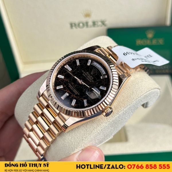 Đồng hồ Rolex daydate bọc vàng 228235 mặt thạch anh 177g