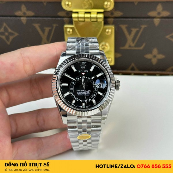 Đồng hồ  Rolex Sky-Dweller 326934 mặt đen rep 11