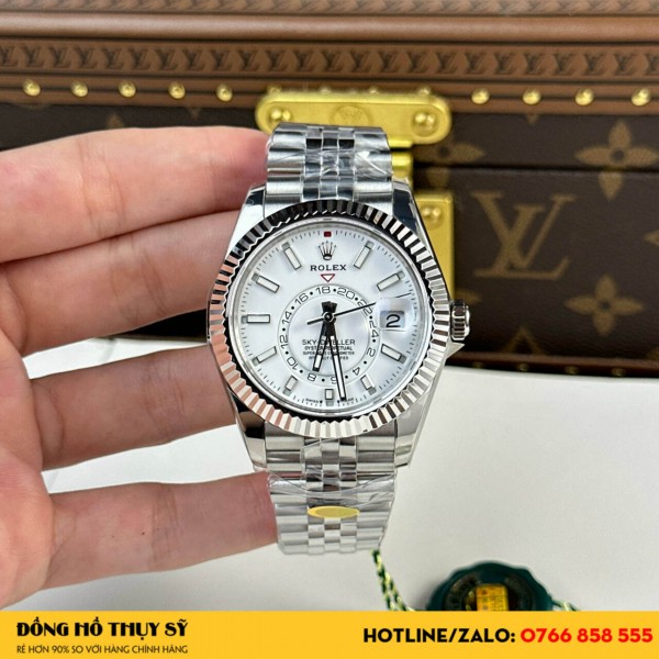 Đồng hồ  Rolex Sky-Dweller 326934 mặt trắng jubilee replica 