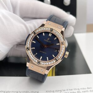 Đồng Hồ Hublot Classic Fusion King Gold Viền Kim Cương Moissanite Size 38mm Like Auth