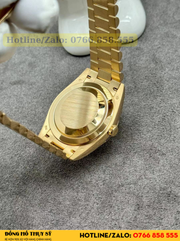 Đồng hồ rolex day-date 228238 chế tác vàng 18k