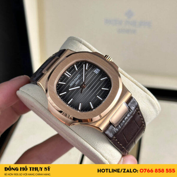 Đồng hồ  Patek Philippe Nautilus 5711 vàng hồng replica