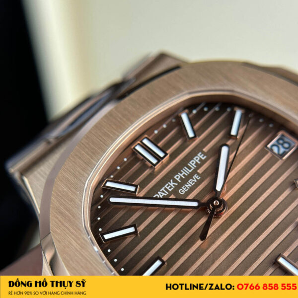 Đồng hồ  Patek Philippe Nautilus 5711 rose gold replica