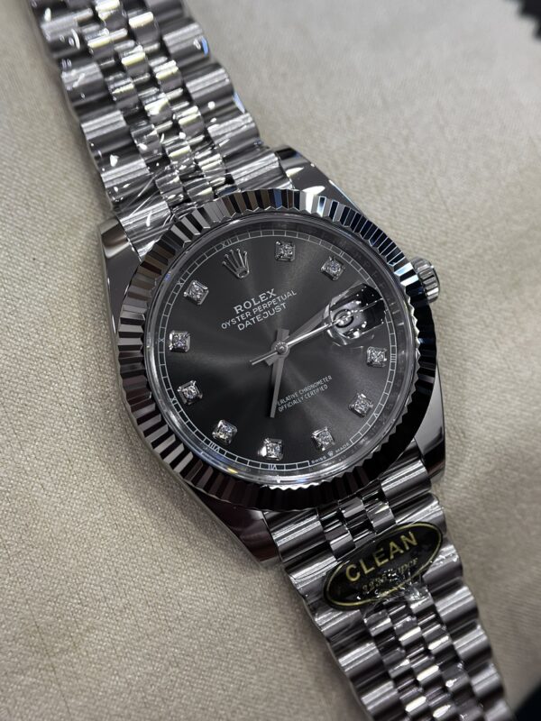 Đồng Hồ Rolex Datejust Mặt Số Gray Cọc Số Đá Super Fake