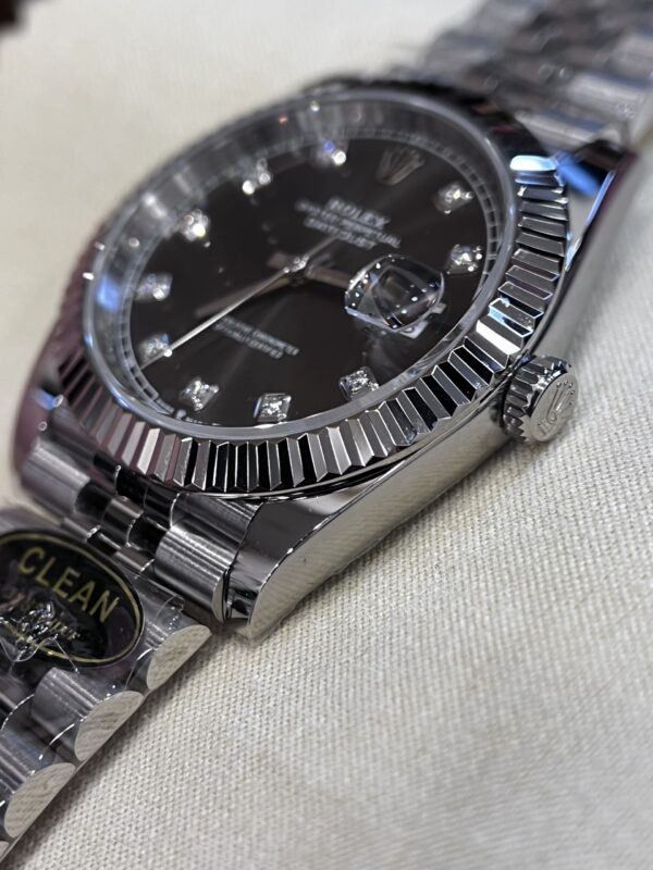 Đồng Hồ Rolex Datejust Mặt Số Gray Cọc Số Đá Super Fake