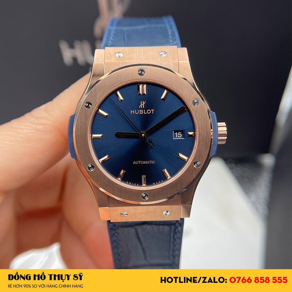 Màu xanh navy đầy ấn tượng của đồng hồ Hublot fake cao cấp